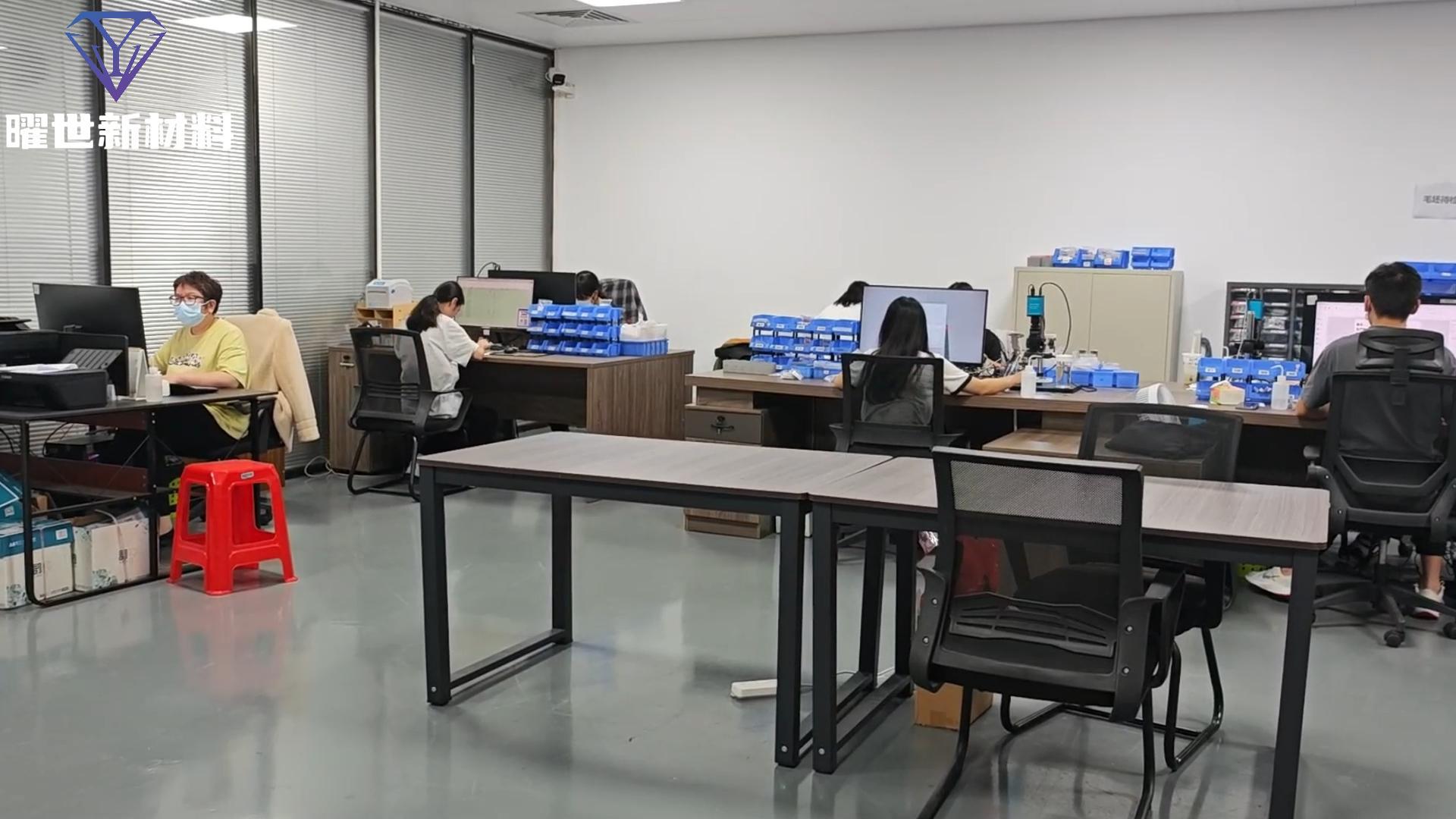 來，一起云參觀曜世新材料的質(zhì)檢車間啦